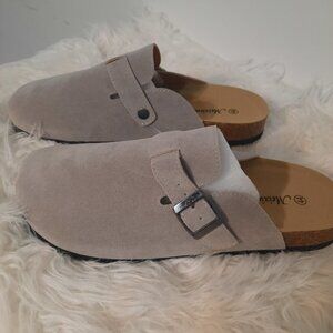 Meixiemeile size 44 (11-11.5) potato mules. NWT